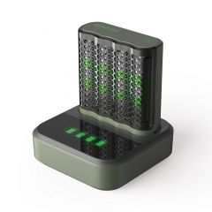 USB-Modell Ladegerät GP M452 4 x RECYKO AA 2600 mAh USB Dockingstation